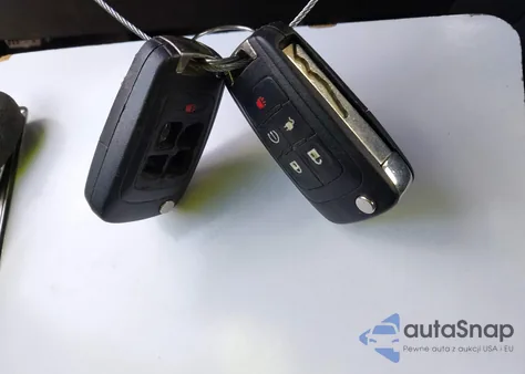 2013 Chevrolet Volt from USA, damaged, VIN 1G1RB6E42DU106408